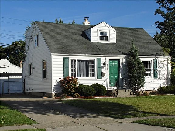 5th image of 1557 Parker Blvd