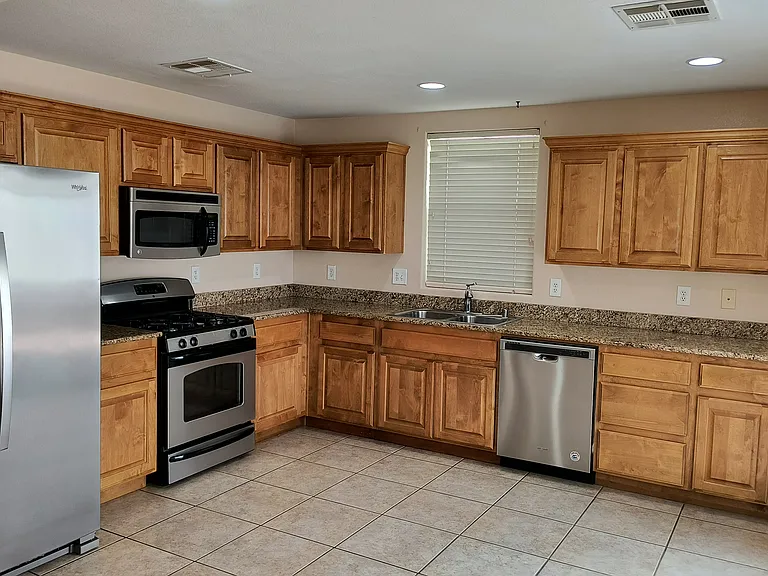 9006 Sosa Creek Ave — Photo 2