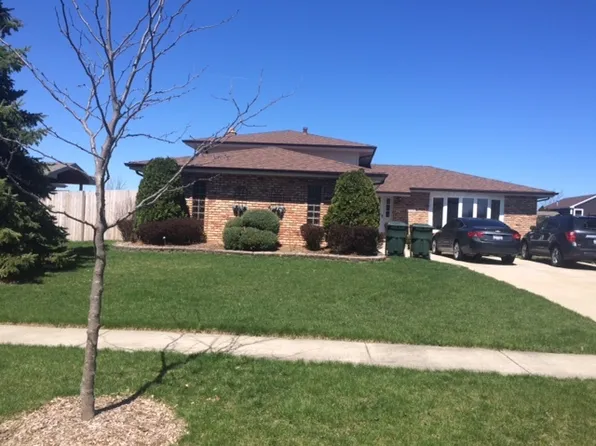 7504 W Haystack Ln, Frankfort, IL 60423