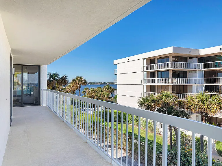 3300 S Ocean Blvd #305N — Photo 32