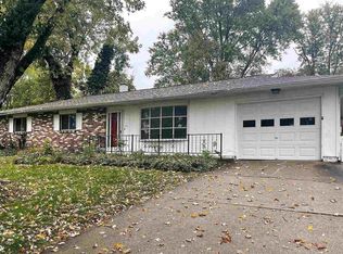 3512 W Fairington Dr, Bloomington, IN 47403