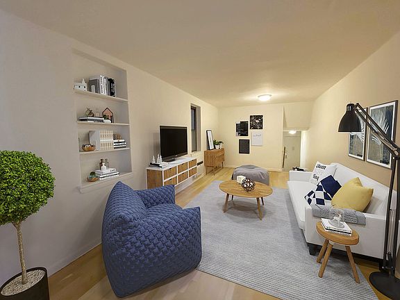3rd image of 104 E 31st St APT 3B