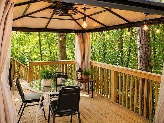 4th image of 4925 Coral Ridge Ct