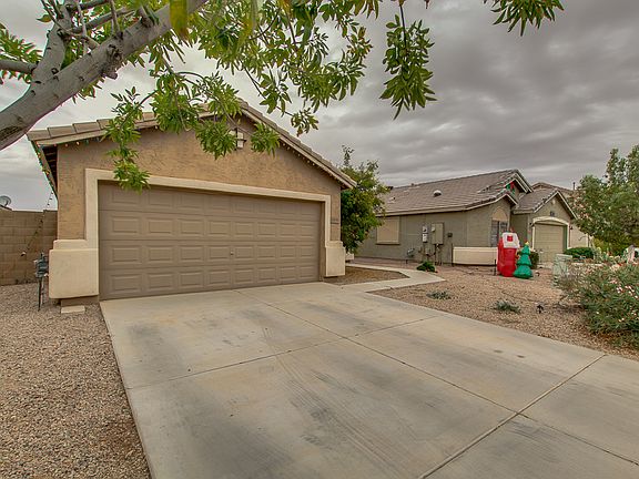 3rd image of 45590 W Sky Ln