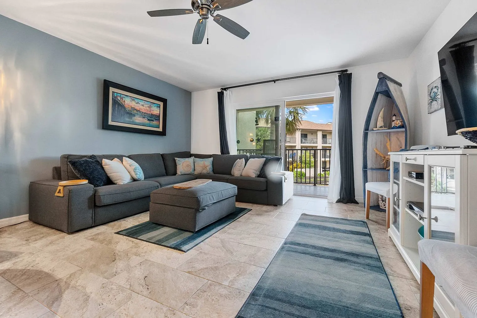 3 bed, 2.0 bath, 1291 sqft, $6,559 — Photo 1
