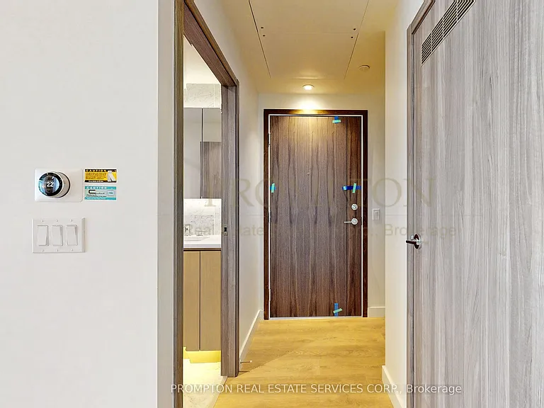 95 McMahon Dr #1601 — Photo 25