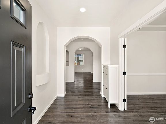 4th image of 1139 185th Street Ct E