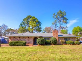 106 Coosada Dr, Montgomery, AL 36117