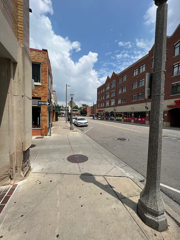 211 M. A. C. Avenue - D — Photo 3