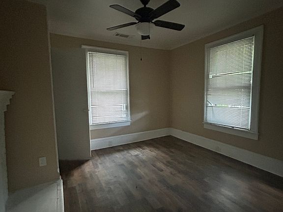 3rd image of 221 Lilly Ave