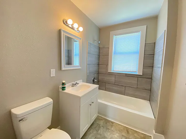 806 Jane Dr — Photo 10