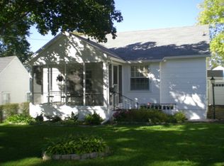3718 Maple Ave, McHenry, IL 60050