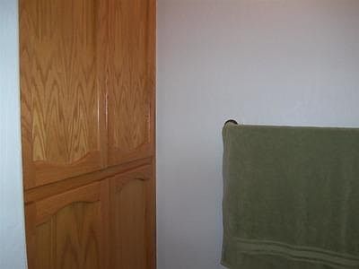 3rd image of 512 Empire Dr