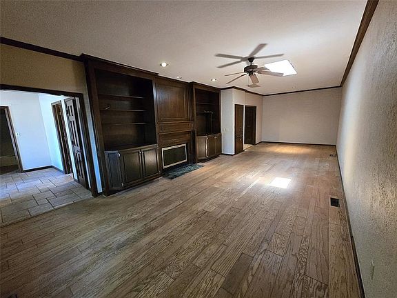 5th image of 11300 N Pennsylvania Ave APT 109