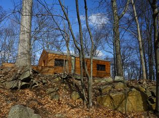 100 Brundage Ridge Rd, Bedford, NY 10506