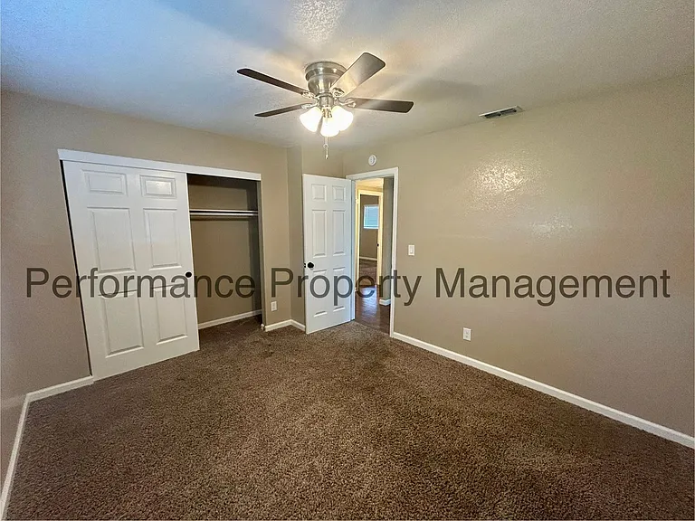 8615 Newgate Ct — Photo 10