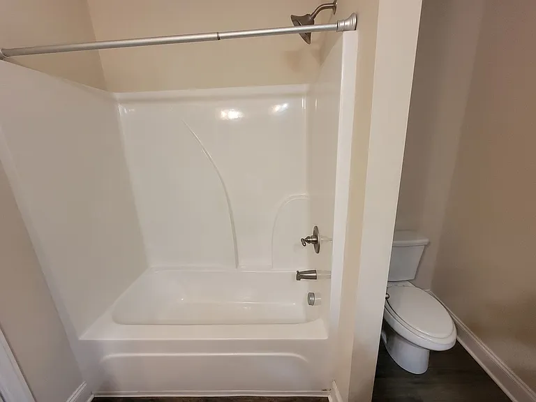 640 Vista Dr — Photo 17
