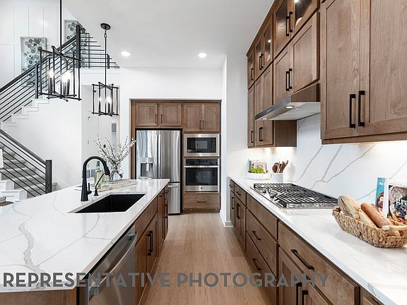 7th image of this home