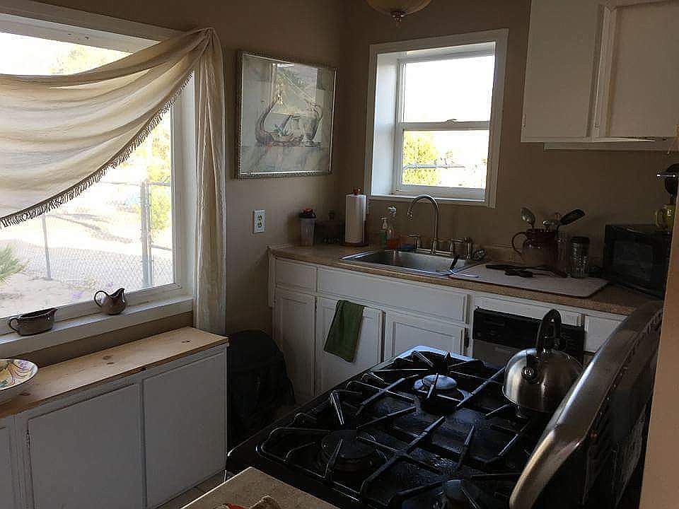 2nd image of 72051 Sunnyslope Dr