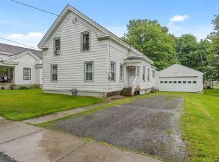 20 E Maple Ave, Morrisville, NY 13408