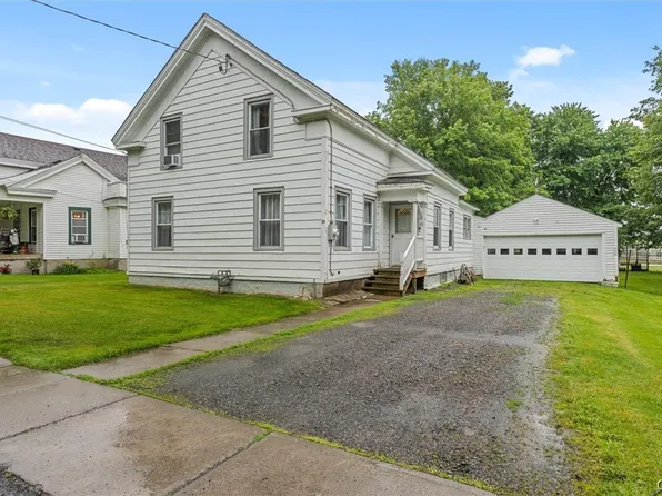 20 E Maple Ave, Morrisville, NY 13408