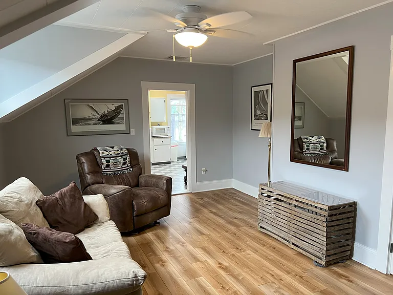 13 Newport Ave #3 — Photo 4