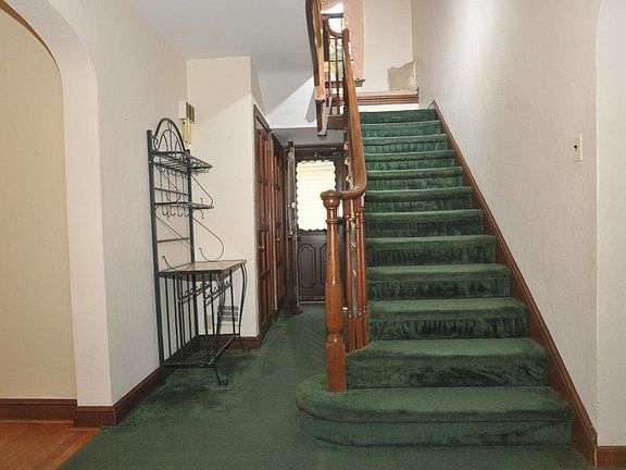 Front to Back Center Hall