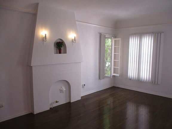 5th image of 1105 Mound Ave APT 10