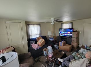 660 Hoffmansville Rd, Bechtelsville, PA 19505