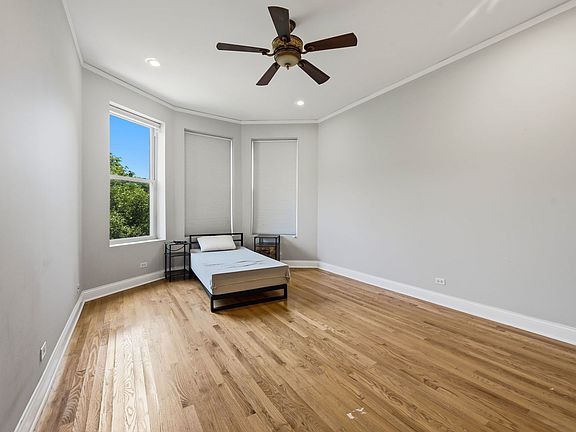 3rd image of 5412 S University Ave #3S