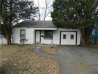 1st image of 2004 N 47th St