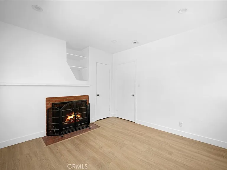 2930 Mayfield Ave #2930 — Photo 7