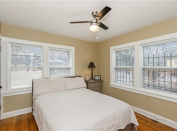 4th image of 5415 Woodland Ave