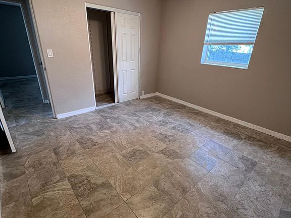 4th image of 2868 30th Ave N
