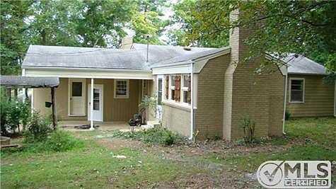 2nd image of 3012 Campbellsville Pike