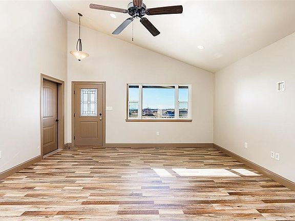 3rd image of 2987 Copper Bluffs Cir