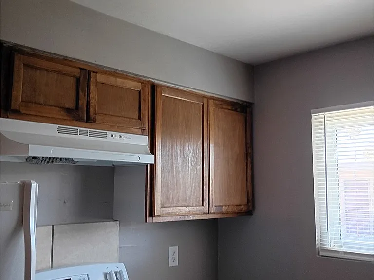 2100 Sunrise Ave #9 — Photo 19