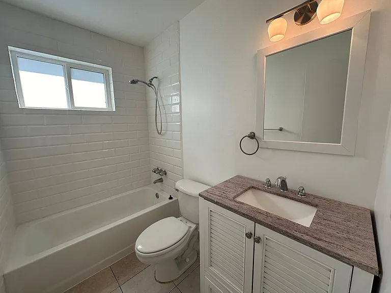 817 Lighthouse Dr — Photo 32