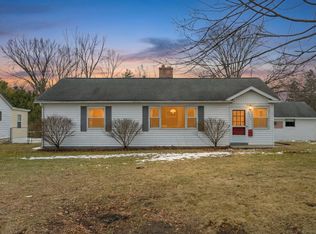 7154 Lake St, Lexington, MI 48450