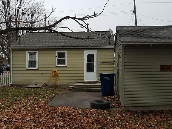 2nd image of 707 N Dewitt St