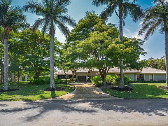 10459 Prestwick Road House