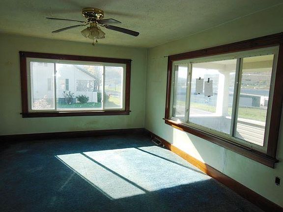 3rd image of 429 High St