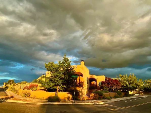 105 Avenida Aldea, Santa Fe, NM 87507