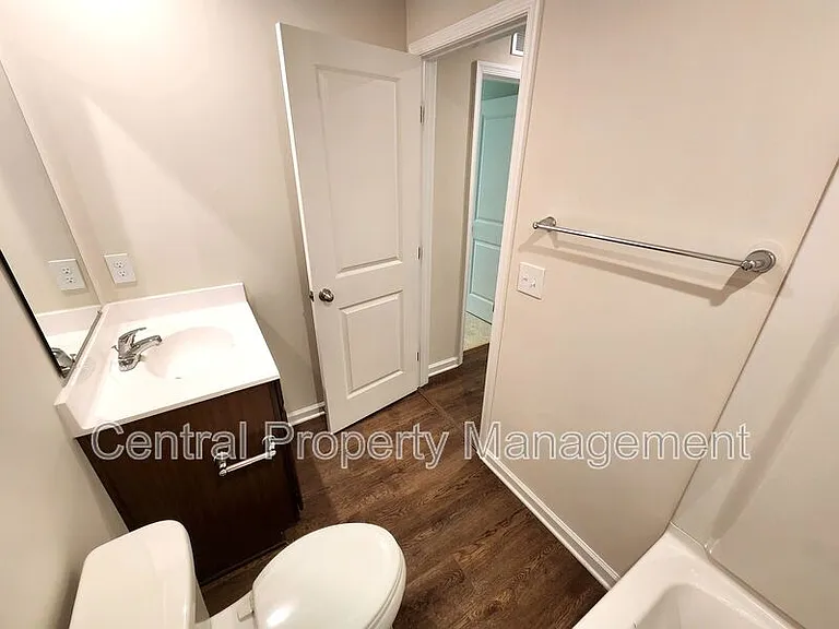165 Sarnesfield Way — Photo 37