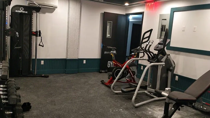 Rented by Lodger Corp | media 16