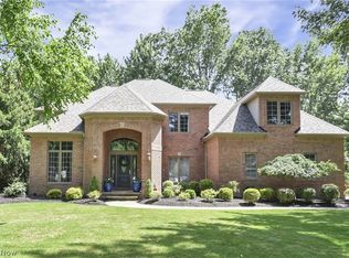 29228 Regency Cir, Westlake, OH 44145