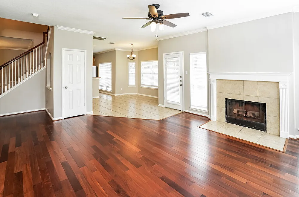 4 bed, 2.5 bath, 2758 sqft, $2,430 — Photo 4