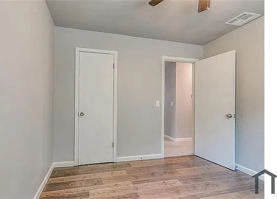 11001 N Blackwelder Ave — Photo 18