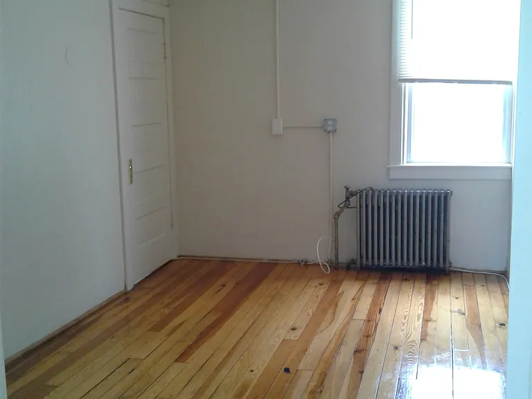 918 Jefferson Ave — Photo 8