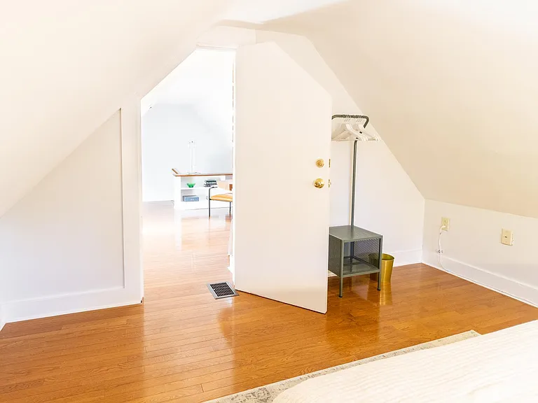 858 S Pearl St — Photo 12